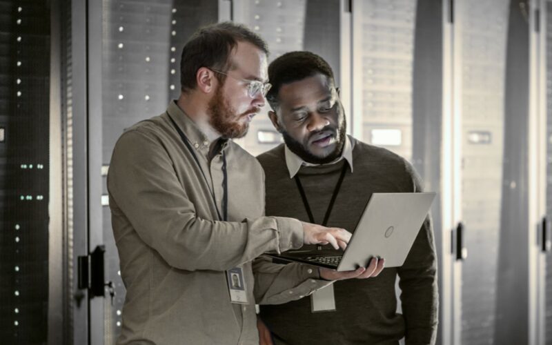 A Comprehensive Guide to Outsourced IT Support for Growing Businesses