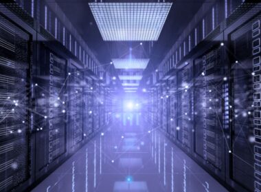 A Beginner's Guide to Cloud Data Warehouses: Definition and Features